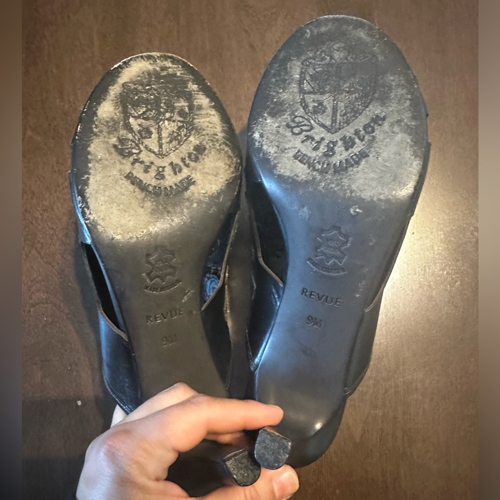 Size 9 Brighton Black and Grey Leather Embroidered Heels - Picture 6 of 7